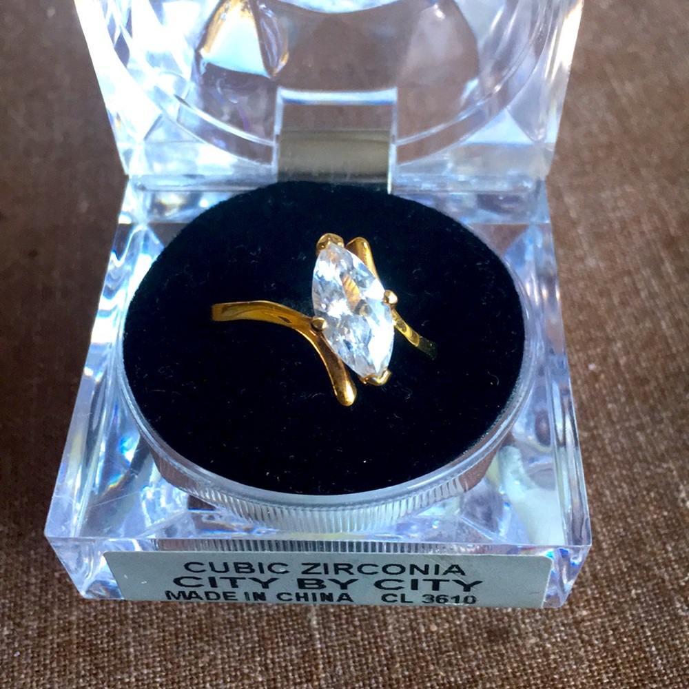 Cubic Zirconia City by City Ring - Size 9 - Diamond Shape CZ